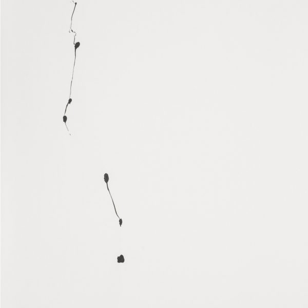 Dialogue (Balloon and body), 2007. Black ink on japanese paper. 130 × 70 cm.