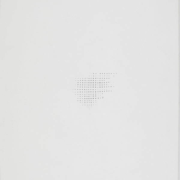Vazio contido, 2017. Desenho, lápis sobre papel, 50 x 32 cm.